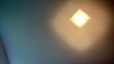 Alex online show from 04-12-26, 08:19