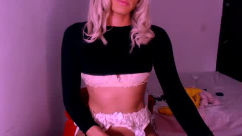 Chiara online show from 11-23-25, 05:07