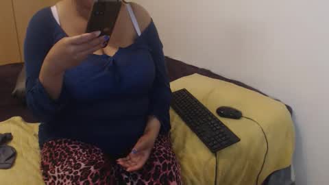 Ayanda online show from 09-11-25, 06:52