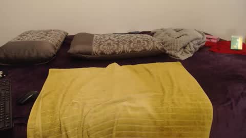 Ayanda online show from 11-29-25, 02:42