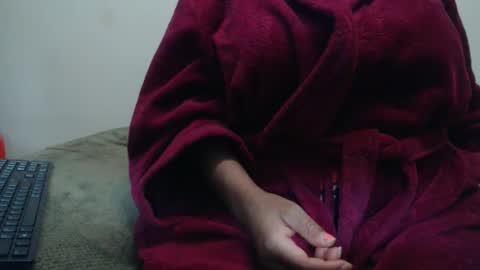 Ayanda online show from 04-15-26, 02:35