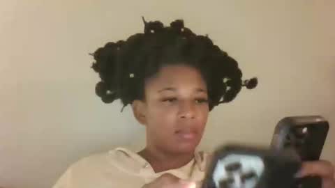 Danielle online show from 03-27-26, 01:55