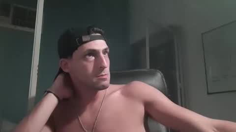 Snapshot of xxxfacu chatting on 02-24-26, 04:21 xxxfacu online show from 02-24-26, 04:21