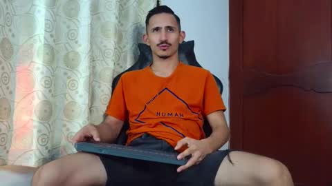 Kev online show from 05-18-26, 07:52