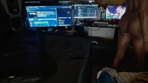 xxxjrstrokesxxx online show from 04-11-26, 04:44