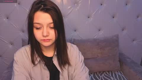 foxy online show from 04-18-26, 09:35