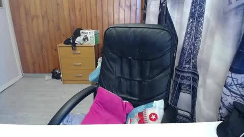 Snapshot of xxxnewlywedsxxx chatting on 03-09-26, 02:10 Lana online show from 03-09-26, 02:10