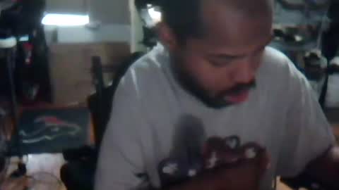 xxxonwheelz online show from 05-30-26, 06:49