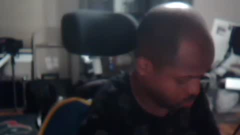 xxxonwheelz online show from 08-06-26, 03:30