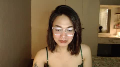 Snapshot of xxxsexydollxxx chatting on 09-24-25, 12:03 Melissa online show from 09-24-25, 12:03