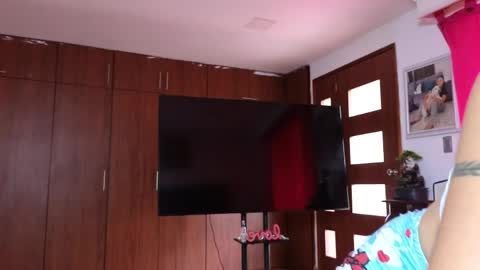 Snapshot of xxxtatianabustyxxx chatting on 06-06-26, 02:22 xxxtatianabustyxxx online show from 06-06-26, 02:22