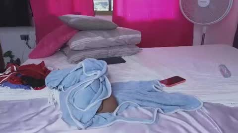 Snapshot of xxxtatianabustyxxx chatting on 07-28-26, 07:39 xxxtatianabustyxxx online show from 07-28-26, 07:39