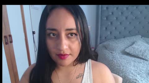 Lunhaa   online show from 03-06-25, 05:33