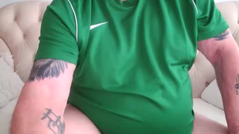 Snapshot of xxxxpeter55 chatting on 09-17-25, 10:39 xxxxpeter55 online show from 09-17-25, 10:39