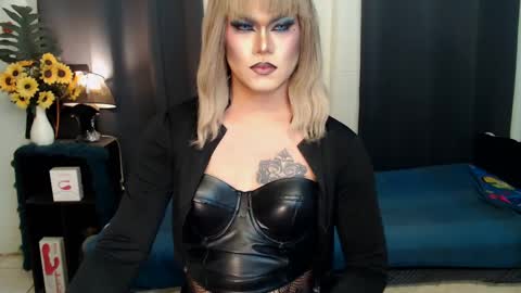 QueenMarina online show from 01-08-25, 09:23