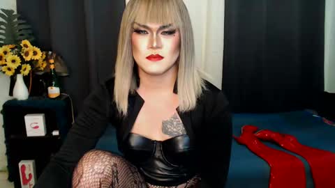 QueenMarina online show from 02-23-25, 01:46