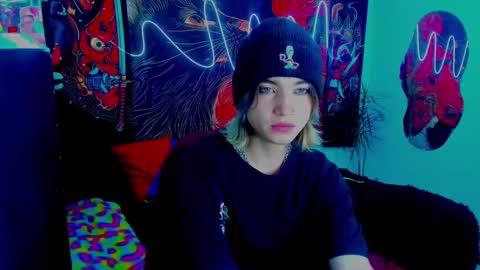 xzerox_ online show from 10-07-25, 04:31