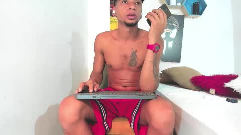 Sr. Y0ung Master online show from 10-28-25, 04:16