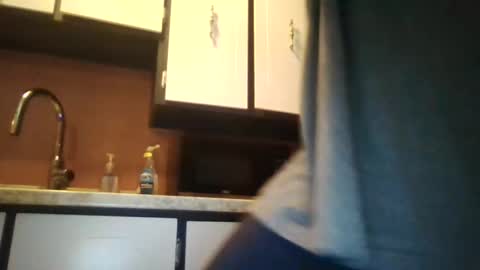 y98879 online show from 05-31-26, 07:04