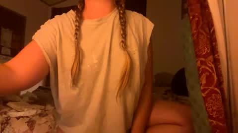 Snapshot of yagirlpeachezzz chatting on 02-27-26, 07:08 yagirlpeachezzz online show from 02-27-26, 07:08