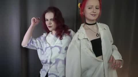 Gina and Mia online show from 05-06-26, 07:35
