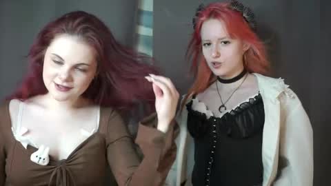 Gina and Mia online show from 05-12-26, 07:49