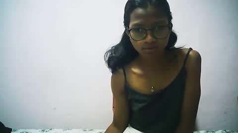 Snapshot of yalane chatting on 11-12-25, 06:36 yalane online show from 11-12-25, 06:36