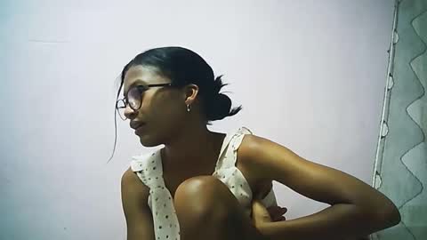 Snapshot of yalane chatting on 11-12-25, 07:03 yalane online show from 11-12-25, 07:03