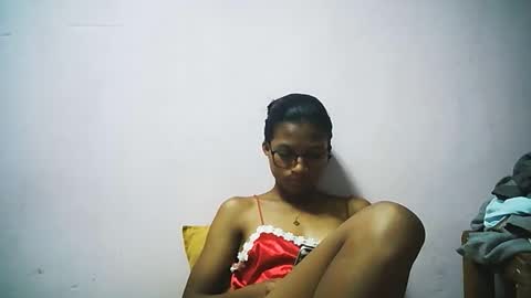 Snapshot of yalane chatting on 11-20-25, 11:43 yalane online show from 11-20-25, 11:43