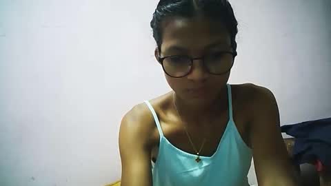 Snapshot of yalane chatting on 12-02-25, 06:19 yalane online show from 12-02-25, 06:19