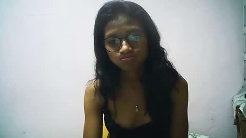 Snapshot of yalane chatting on 12-17-25, 06:47 yalane online show from 12-17-25, 06:47