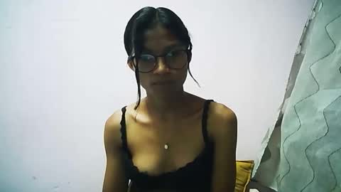 Snapshot of yalane chatting on 01-07-26, 10:29 yalane online show from 01-07-26, 10:29