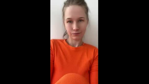 Yana  online show from 06-12-26, 09:41