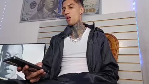 Snapshot of yanfranko420 chatting on 07-15-26, 05:56 Yan online show from 07-15-26, 05:56