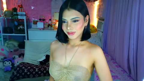 Snapshot of yang_audreylone chatting on 05-04-26, 01:12 YANG AUDREY LONE online show from 05-04-26, 01:12