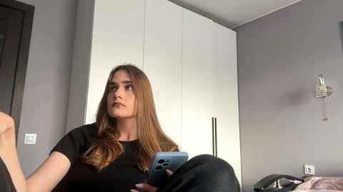 Kate online show from 04-07-26, 01:00