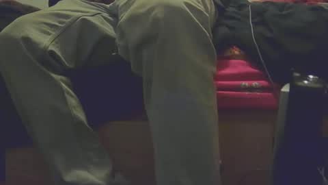 yangolox3 online show from 09-15-25, 07:41