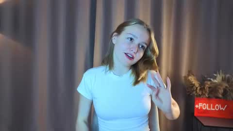 Snapshot of yangsperanza chatting on 09-15-25, 02:06 Kate online show from 09-15-25, 02:06