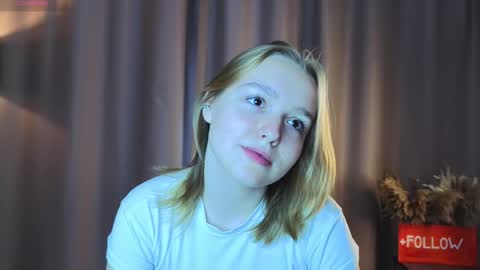 Snapshot of yangsperanza chatting on 09-17-25, 01:02 Kate online show from 09-17-25, 01:02