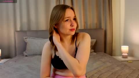 Snapshot of yangsperanza chatting on 11-20-25, 01:33 Kate online show from 11-20-25, 01:33