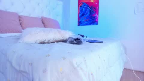 Snapshot of yara_bliss_ chatting on 11-27-25, 04:31 Yara Bliss online show from 11-27-25, 04:31