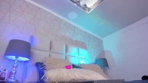 Snapshot of yara_bliss_ chatting on 12-13-25, 07:53 Yara Bliss online show from 12-13-25, 07:53