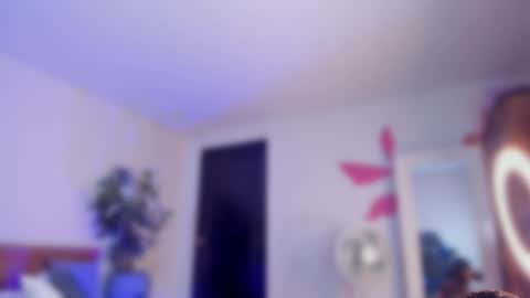 Snapshot of yarirose chatting on 05-29-26, 02:59 Yary online show from 05-29-26, 02:59