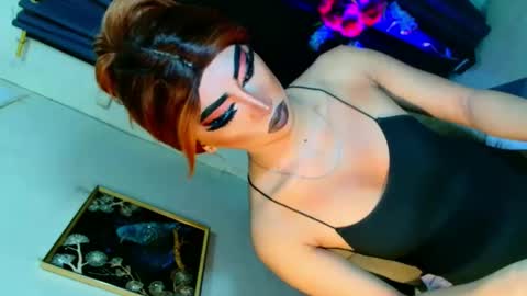 miss yasii online show from 10-16-25, 03:46