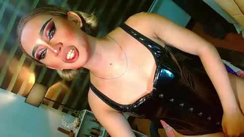 Snapshot of yasii19 chatting on 05-07-26, 01:49 miss yasii online show from 05-07-26, 01:49