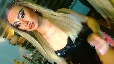 Snapshot of yasii19 chatting on 05-09-26, 01:38 miss yasii online show from 05-09-26, 01:38