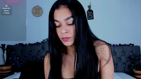 Snapshot of yasiir_0229 chatting on 02-24-26, 03:43 Yasiir online show from 02-24-26, 03:43