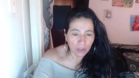 Snapshot of yasmin_love85 chatting on 03-11-25, 06:41 yasmin_love85 online show from 03-11-25, 06:41