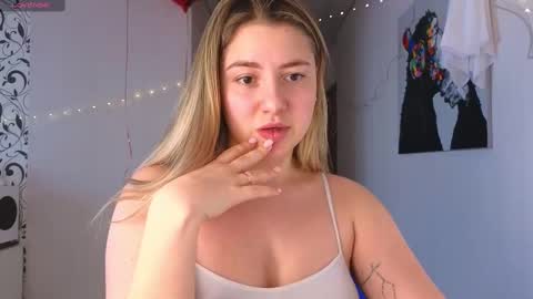 Yasyaa  online show from 02-17-25, 12:16