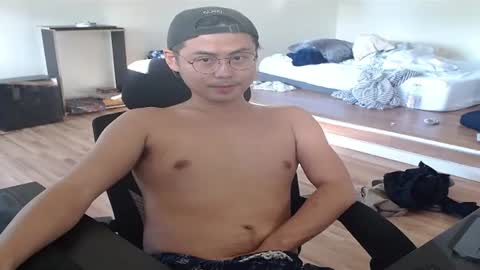 yawnimhorny online show from 12-22-24, 02:06